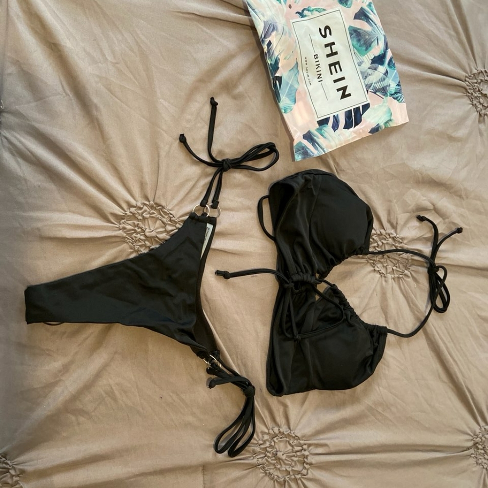 Bathing suit